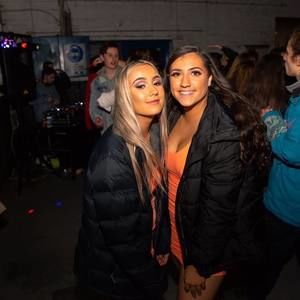 Meet your Posher, Mia